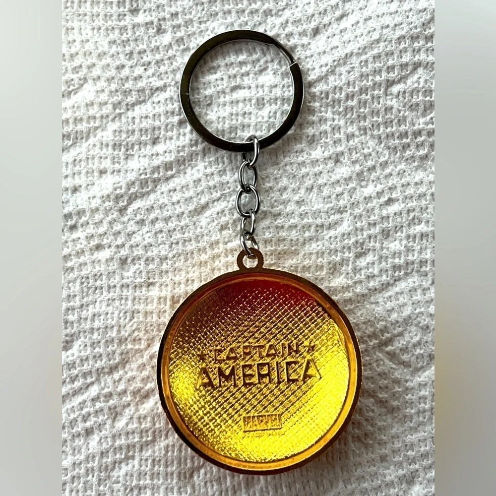 MARVEL Captain America shield keychain